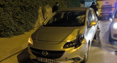 Motosikletle otomobil çarpıştı: 1 ağır yaralı