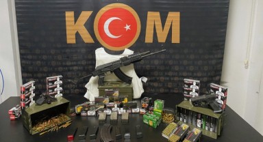 Mühimmat deposu gibi ev