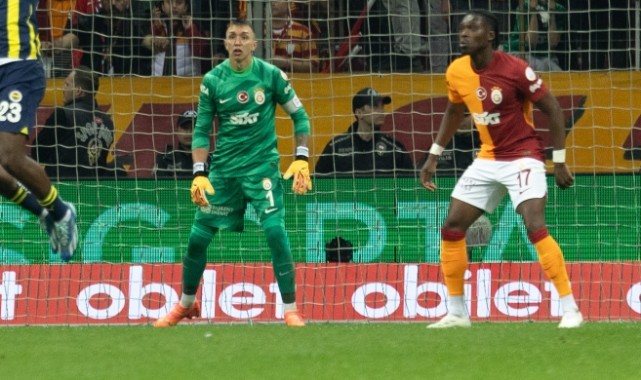 Muslera, 7. Süper Lig şampiyonluğunu kazandı
