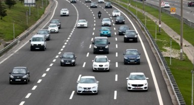 Nisan ayında 196 bin 309 adet taşıtın trafiğe kaydı yapıldı