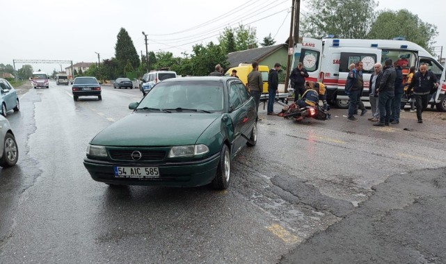 Otomobil ile motosiklet çarpıştı: 2 yaralı