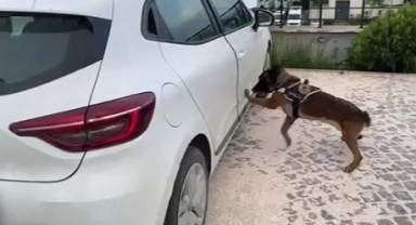 Otomobile zulalanmış uyuşturucu ele geçirildi: 4 tutuklama