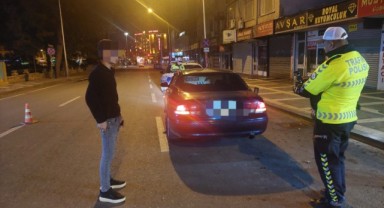 Şanlıurfa'da araç sürücülerine denetim! 12 sürücüye ceza yağmuru