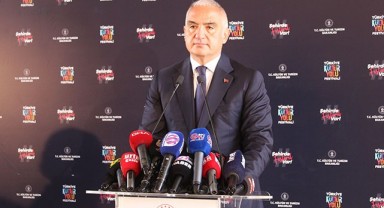 Şanlıurfa’da konuşan Bakan Ersoy 2028 turizm hedefini açıkladı