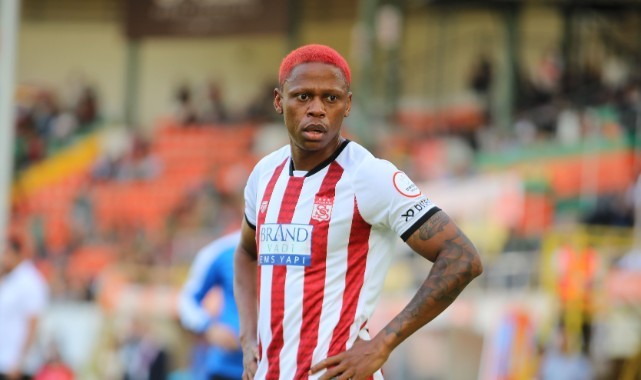 Sivasspor’da Clinton N’Jie takıma veda etti