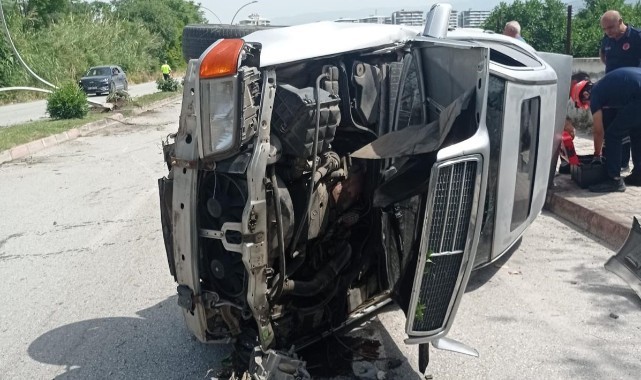 Takla atan otomobilin sürücüsü yaralandı