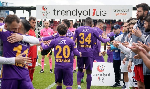 Trendyol 1. Lig'de 2023-2024 Sezonu şampiyonu Eyüpspor