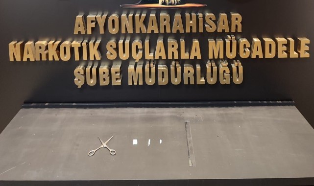 Uyuşturucu satarken yakalanan dolmuş şoförü tutuklandı