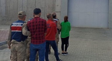 Uyuşturucu ticareti yapan 3 kişi tutuklandı