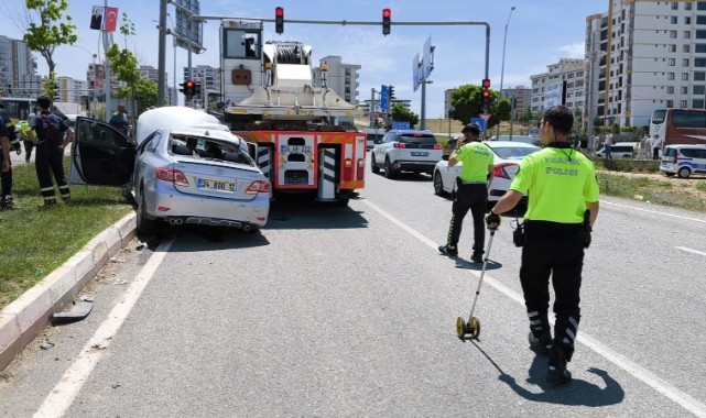 Vince çarpan otomobilin sürücüsü hayatını kaybetti