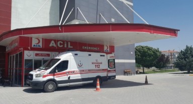 Av tüfeğini temizlerken kendini vurdu