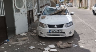 Büyük Deprem: 4 ölü, 120 yaralı