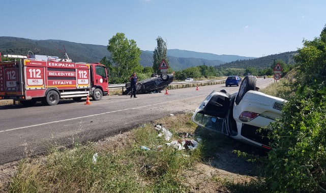 Çarpışan iki otomobil takla attı: 1 ölü, 5 yaralı