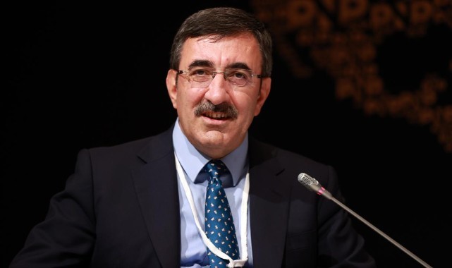 Cevdet Yılmaz’ın vekalet etmesine dair tezkere Resmi Gazete’de