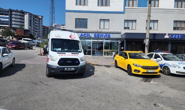 Ereğli'de otomobilin çarptığı yaya yaralandı