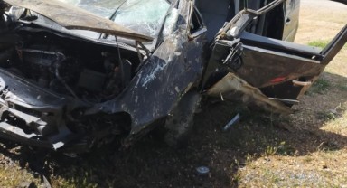 Hafif ticari araç devrildi: 1 ölü 5 yaralı