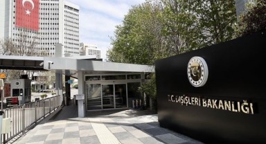 Hakkari Belediye Başkanı Mehmet Sıddık Akış görevden uzaklaştırıldı