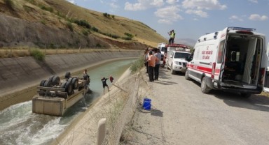 HES kanalına düşen kamyonun sürücüsü öldü