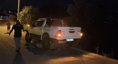 Kamyonet ile motosiklet çarpıştı: 1 ölü