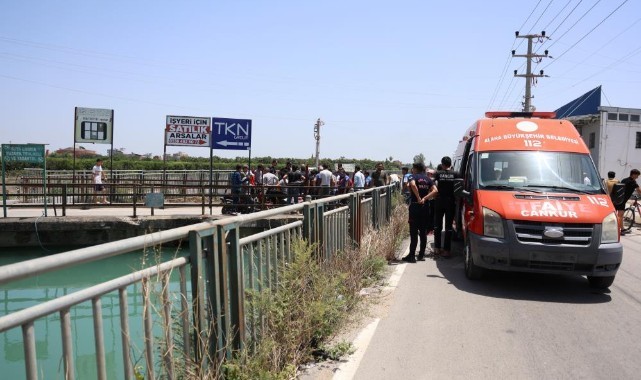 Kanala atlayan karısını kurtarmak isterken suda kayboldu