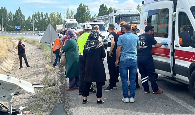 Kontrolden çıkan otomobil devrildi: 1'i ağır 5 yaralı