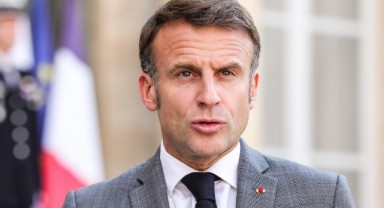  Macron'dan erken seçim öncesi “iç savaş” uyarısı