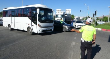 Malatya'da trafiği felç eden kaza: 3 yaralı