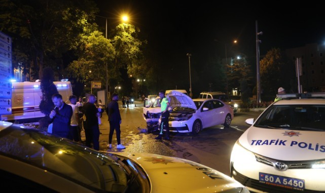 Nevşehir’de iki otomobil çarpıştı: 3 yaralı