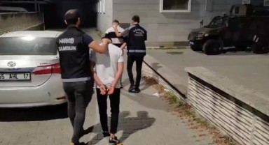 O ilde 19 bin 558 adet sentetik ecza ele geçirildi: 3 gözaltı