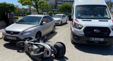 Otomobil ile motosiklet çarpıştı: 1 yaralı