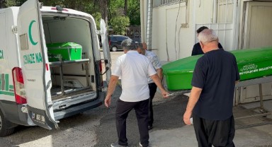 Otomobilin çarptığı kadın feci şekilde can verdi!