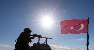 Pençe-Kilit operasyonu bölgesinde bir asker şehit oldu