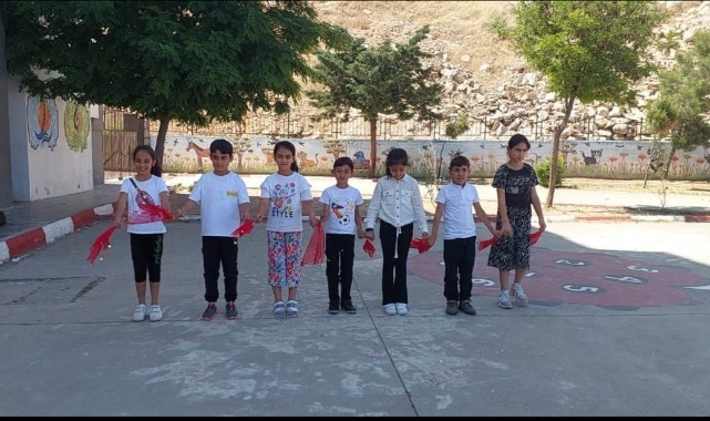Şanlıurfa'da öğrenciler Avrupa'daki akranları için çevrimiçi Şemmame oynadı!