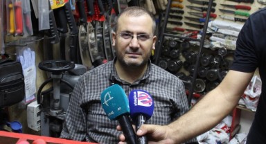 Şanlıurfa’da vatandaşlar bıçak almak yerine keskinleştiriyor