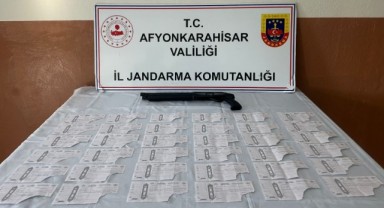 Tefecilik yaptığı iddia edilen karı koca çift gözaltına alındı