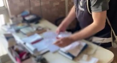 Tehditle çek ve senet imzalatarak 25 milyon TL dolandırdılar
