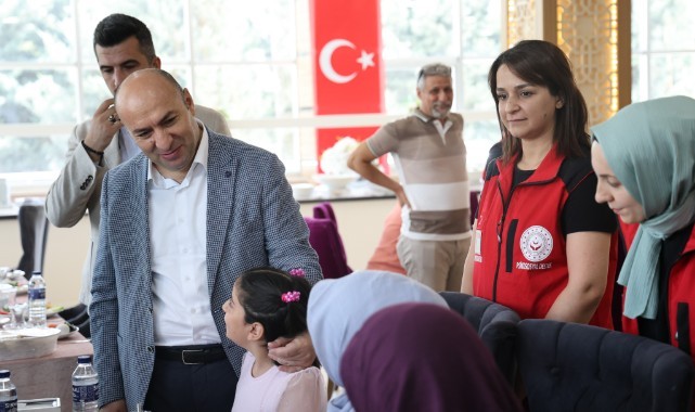 Türkiye'de ne kadar çocuk koruyucu aile yanında bulunuyor?