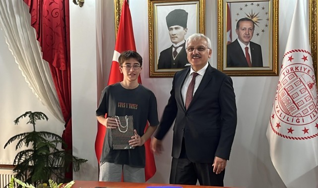 Vali'den Türkiye 1.'sine hediye