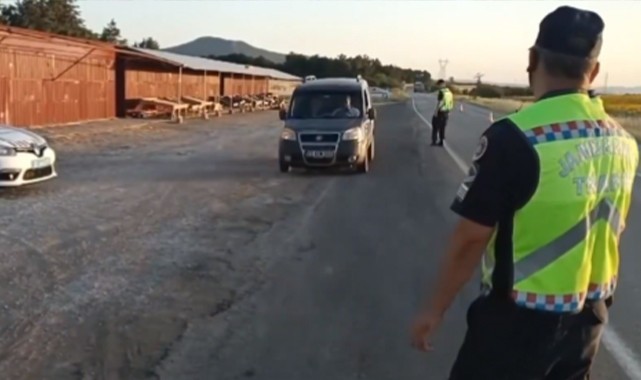 Yerlikaya duyurdu! Milyonlarca araç denetlendi, 433 bin araca ve sürücüye ceza