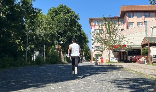 YKS'nin son oturumu YDT başladı