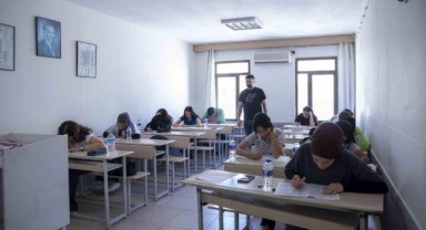 YKS’ye gireceklere uzmanından kritik uyarılar!