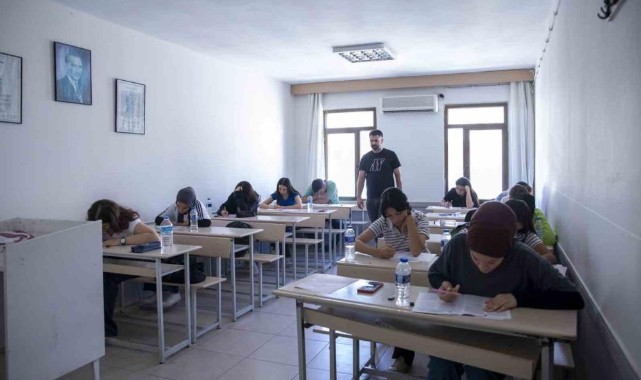 YKS’ye gireceklere uzmanından kritik uyarılar!
