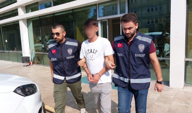 Alacak tartışmasında akrabasını bıçakladı