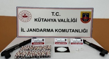 Apart otelde uyuşturucu ve silah ele geçirildi: 3 tutuklama