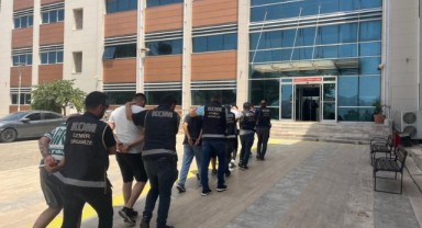 Baskı ve tehdit ile iş yerlerine çöktüler: 6 gözaltı