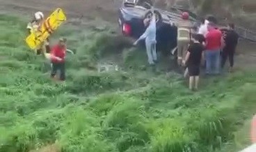 Direksiyon hakimiyetini kaybedip dereye uçtu