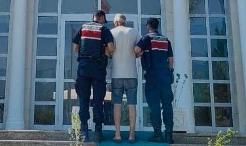 Dolandırıcılık suçundan aranan şahıs yakalandı