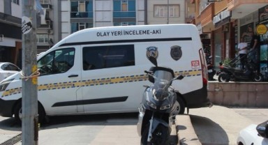 Eşine bıçakla saldıran kocayı polis etkisiz hale getirildi