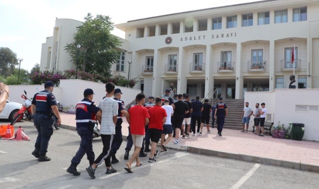 Göçmen kaçakçılığı operasyonunda 8 gözaltı