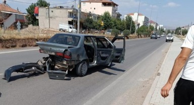 Gölbaşı'nda otomobiller çarpıştı: 2 yaralı